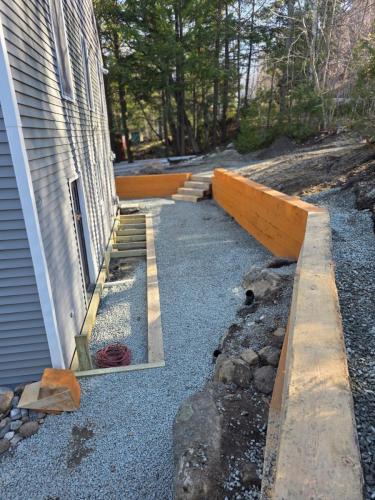 Retaining wall erosions control